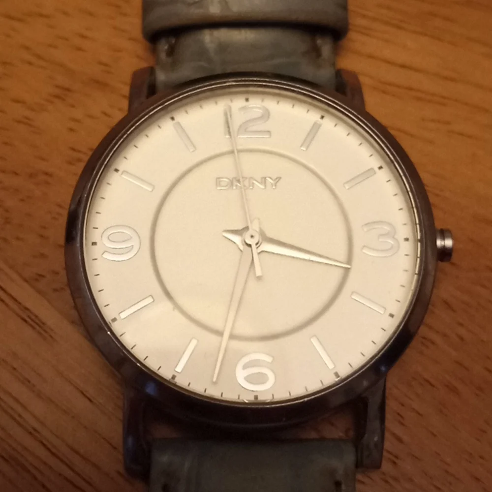 DKNY Donna Karen Watch w/Gray Leather Band